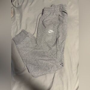 Nike Women’s Gray Fleece Jogger Sweatpants